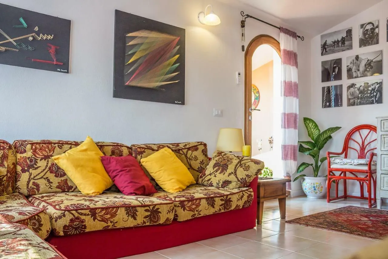 Casa Vacanze Nonna Mariuccia Padru 0*,  Ιταλία